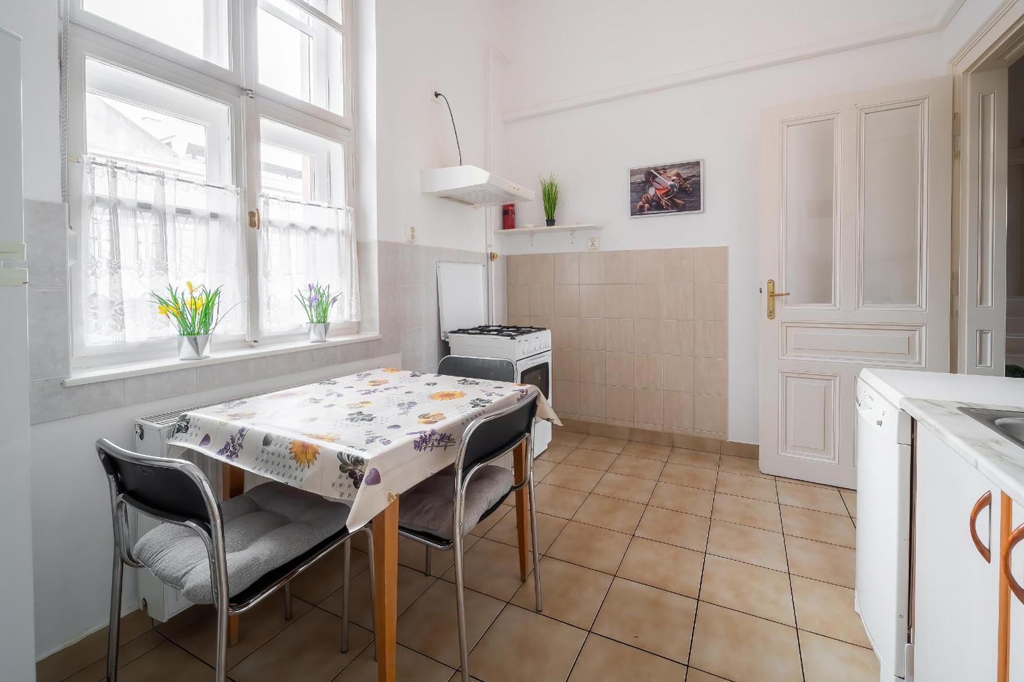 Tomka Apartman سيغيد المظهر الخارجي الصورة