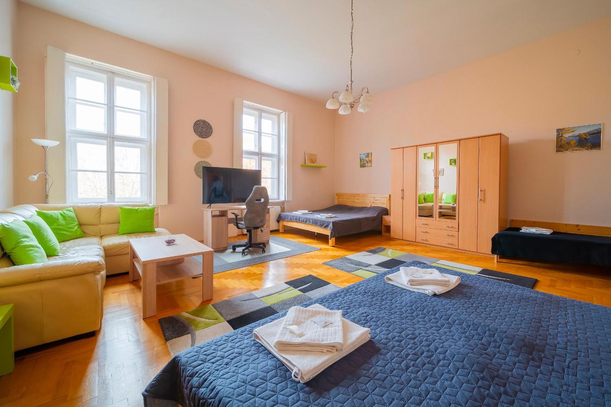 Tomka Apartman سيغيد المظهر الخارجي الصورة