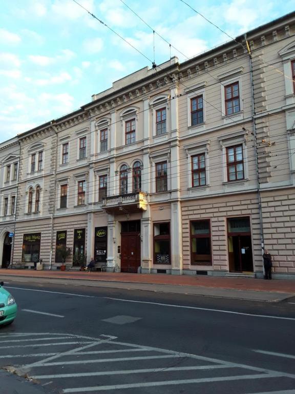 Tomka Apartman سيغيد المظهر الخارجي الصورة